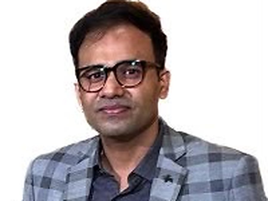 Dr. Suyash Bajoria, consultant urologist at Kamini Clinic & Labs